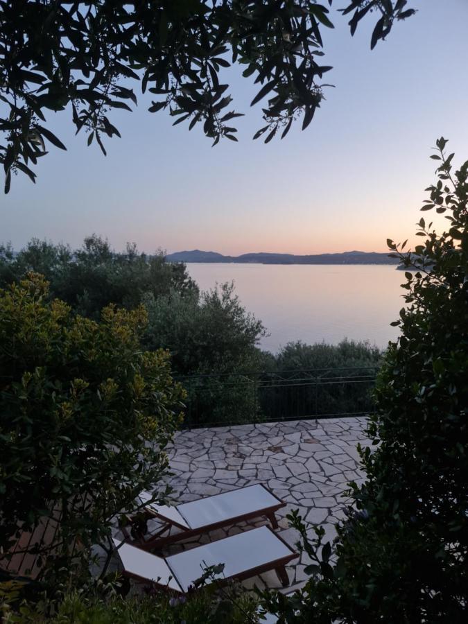 Villa Gran Domenica Corfu, Private Pool, Sea View, Garden Nisaki (Corfu)